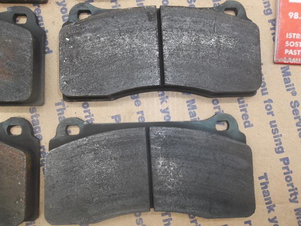 PASTILLAS FRENO DELANTERAS BREMBO DODGE VIPER USADAS GEN 2 (1996-2002) USADAS (DGA1-20) Foto 4 de 4