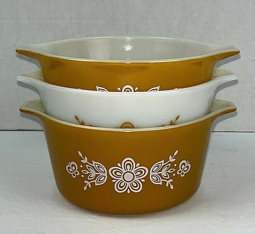 Vintage Pyrex Butterfly Gold Pattern Stacking Bowl 471 472 473 Made in USA 1972