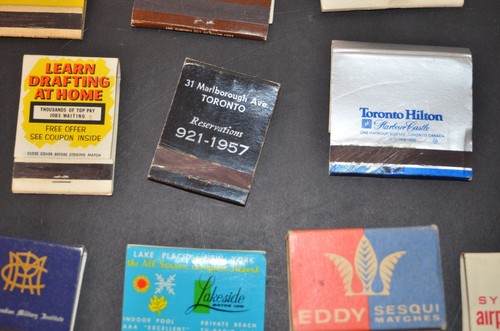 LOT OF 70+ VINTAGE MATCHBOOKS OLD SPAIN BUFFALO ONTARIO PLACE OAKWOOD GOLF - Picture 6 of 10