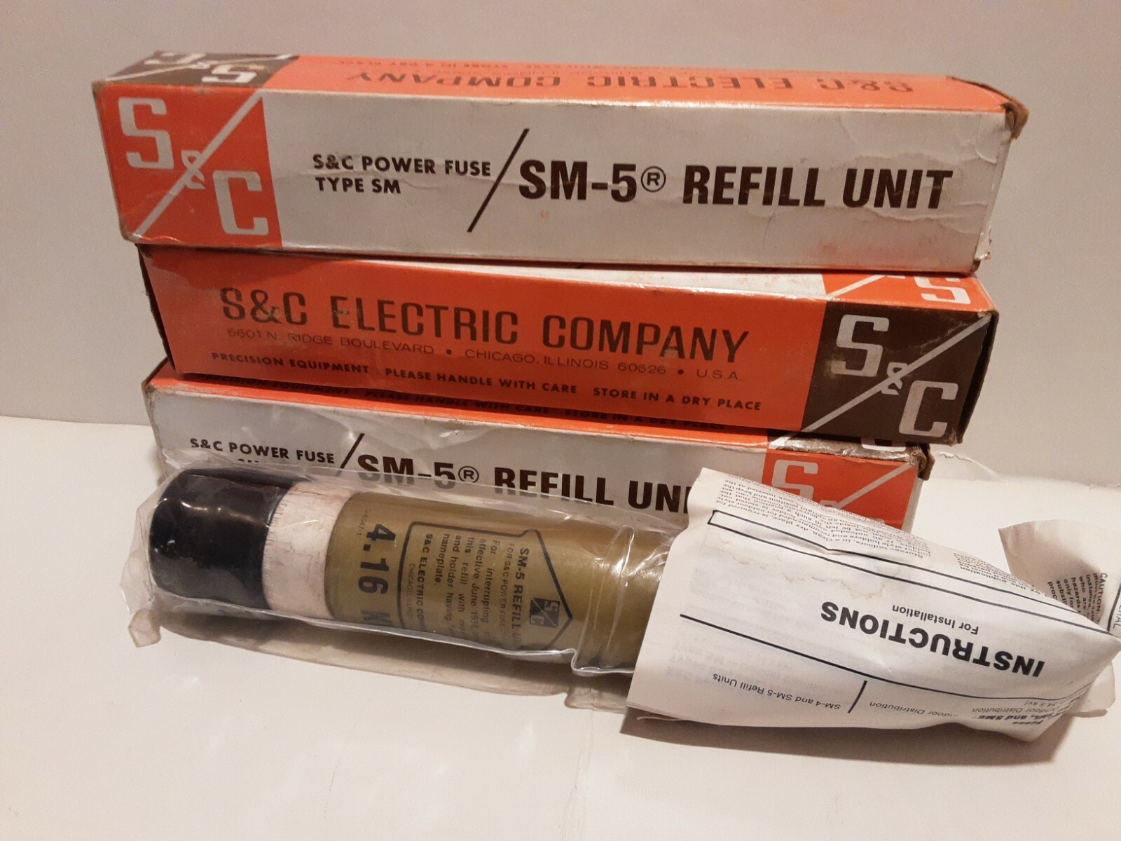 Sm Fuses NEW S&C POWER FUSE TYPE SM / SM-5 REFILL UNIT 25E AMP 4.16 KV NOM 4.76 ...