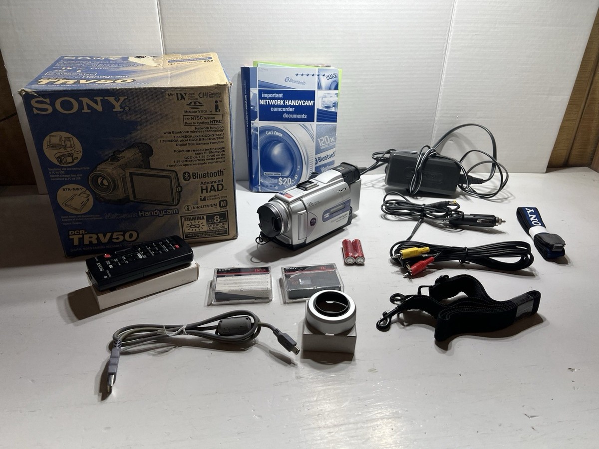 sony dcr-trv50 handycam (mini DV) with wide conversion lens