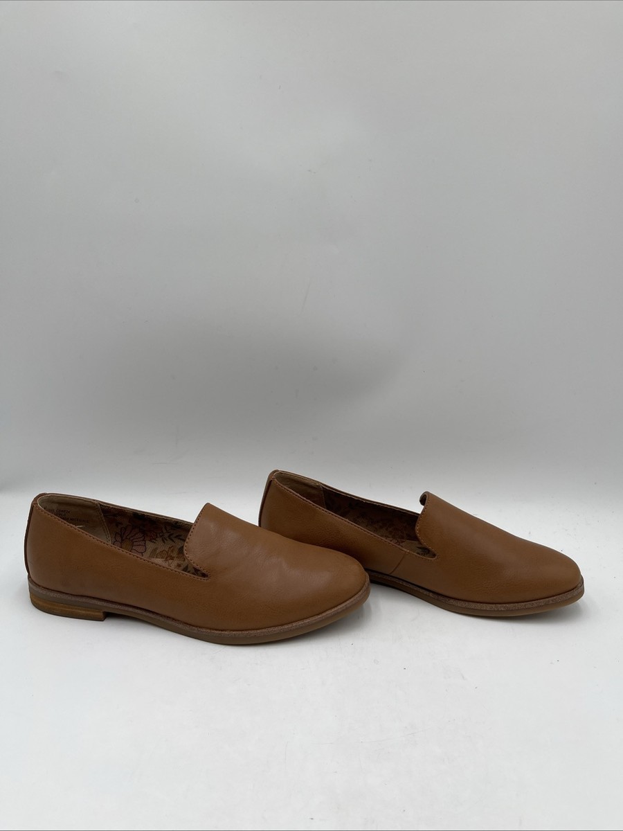 NWB Women's Boc Becca Shoes Faux Leather Brown Size