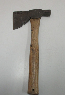 Vintage Mann Lewiston PA True American Carpenters Hatchet