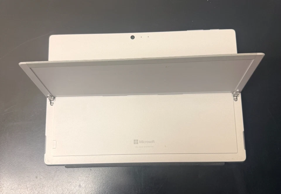 Microsoft Surface Pro 5 Intel Core i5-7300U, 256GB SSD, 8GB RAM- Touch Issue - Image 4 of 4