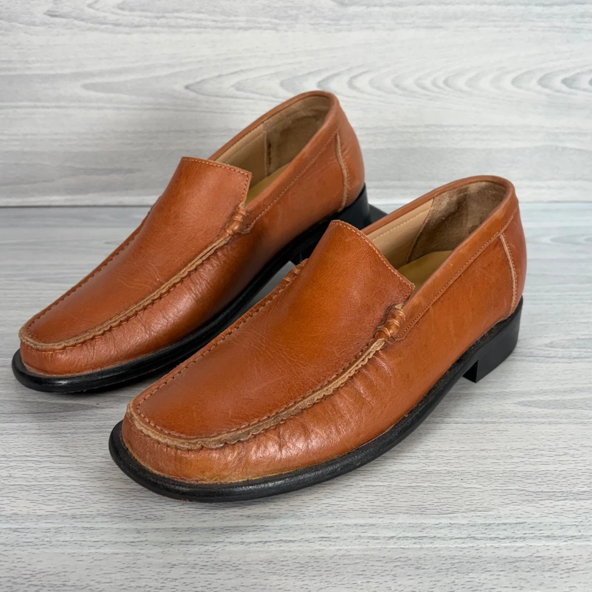 Samuel Windsor Shoes 10.5 Cordovan Brown Loafers Tassel Kiltie NICE! Men Dark Brown Tassel Kilt Loafer | Handsewn Company main image 4
