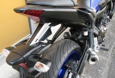 アイアム YAMAHA MT-07 2018 COVER, SIDE 1 UR FOR DPBMC B4C-24129-00-P0 | eBay