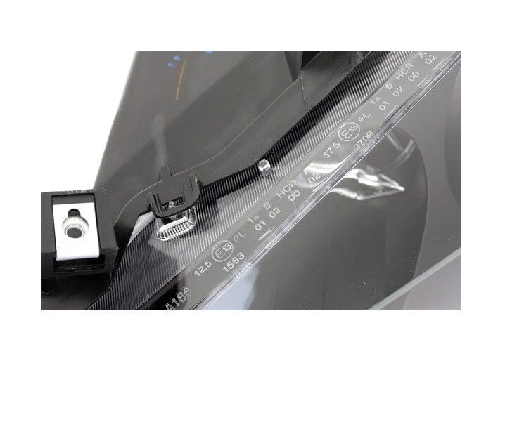 PEUGEOT 307 2000-2005 BLACK VP1379 SET HEADLIGHTS RHT  - Image 3 of 4