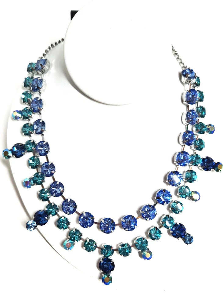 Collar INC Mezclado Capas Piedra y Cristal Distintivo Azul Multi Tono Plateado Nuevo con Etiquetas