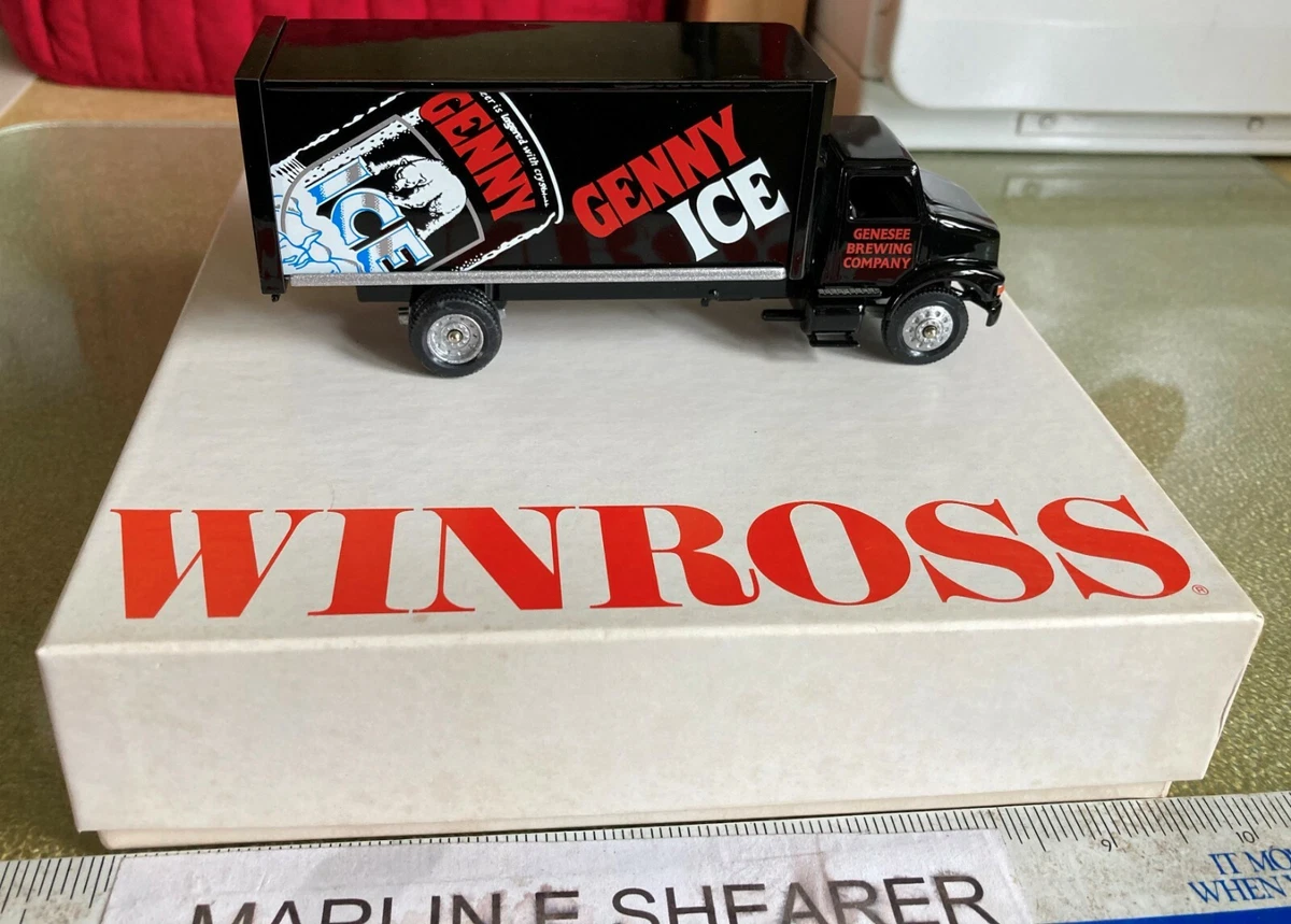 Winross Genny Ice box truckNOSgreat detailedbox is worntruck new