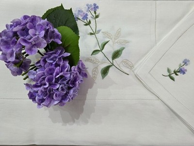 Bestickte Tischdecke aus reinem Leinen 12-Sitzer 180x275 cm Handveredelt