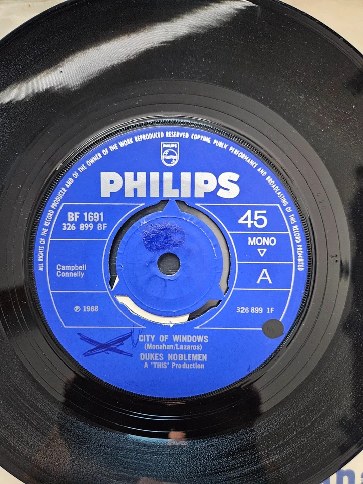 Dukes Noblemen - City Of Windows (BF 1691) VG+ Vinyl Record 7" - Image 4 of 4