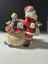 Fitz And Floyd Santa’s Flight Lidded Box 2003