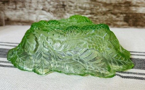 Vintage Urianium Indiana Glass Loganberry Dish Heart Glows Art Glass - Picture 7 of 7