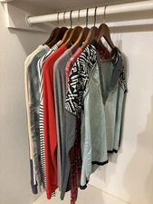 Women's Casual  Tops Size Medium  Lot Of 7 Stylish Brands