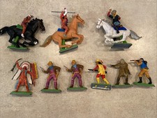Lot of 9 Vintage 1971 Britains Ltd Deetail Western Figures Cowboys Indians