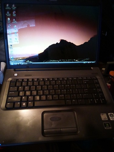 Compaq 15"Presario F500 AMD.nvidia.100gb HD,1Gb Ram.Vista.No Charger.Battery low