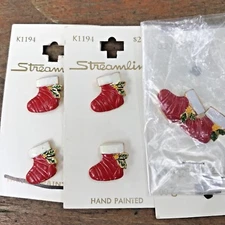 VTG Streamline Christmas Stocking Buttons Hand Painted Metal Size 36 (7/8") NOS