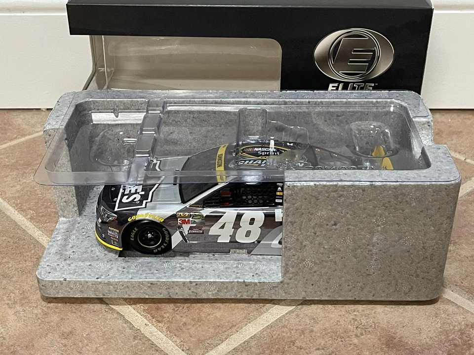 Jimmie Johnson Lowes Kobalt 2016 7x Champion Elite color cromo NASCAR 1/24 Foto 2 de 4