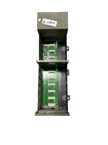 Allen-Bradley 1746-A10 SLC 500 rack 10 slot serie A - Foto 1 di 3