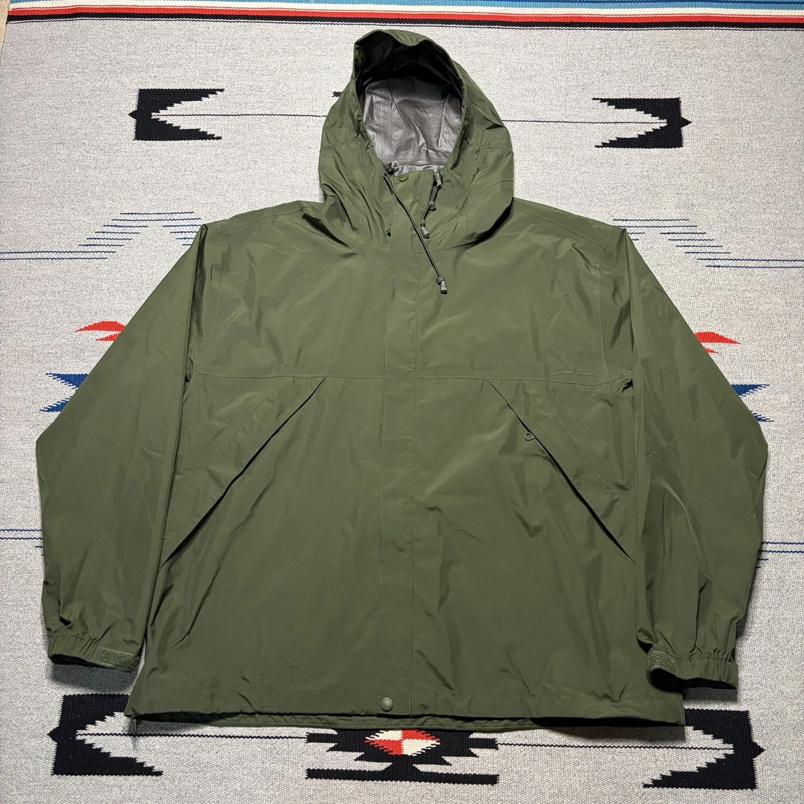 Cabela's Mens Green Gore-Tex Hooded Rain Jacket Mens XL Regular Fishing Hunting