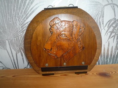 VINTAGE HOLZ BRIEFREGAL TERRIER HUND EICHE WANDBEHANG