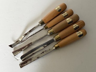 Job Lot Of 5 Ashley Iles Woodworking Chisels And Gouges Need Attention.