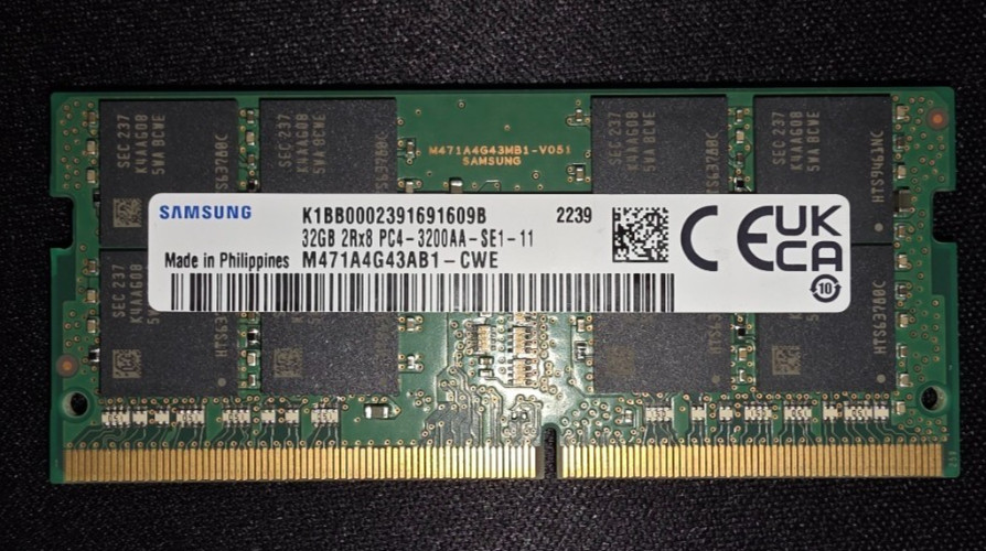 Samsung 32GB (1 x 32GB) PC4-25600 (DDR4-3200) Memory (M471A4G43AB1CWE)