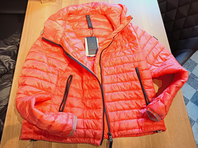 Bogner FIRE+ICE Damen Winterjacke Orange Apricot Gr. 40  Kapuze Neu