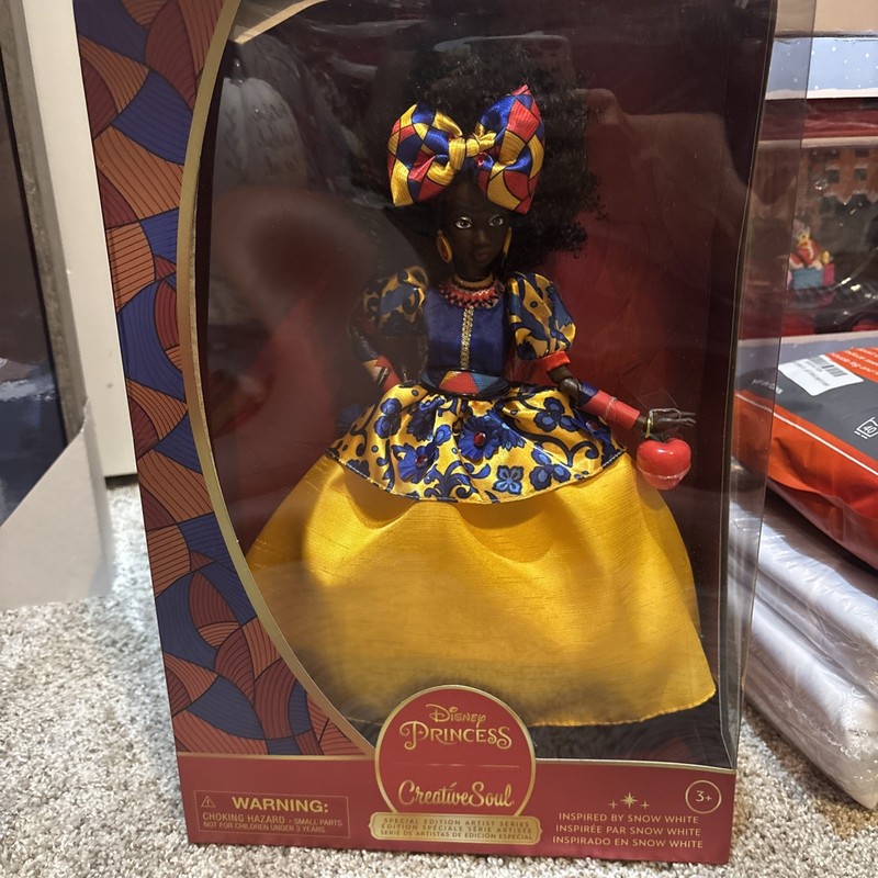 Disney Princess Creative Soul Doll Snow White Special Edition - NEW