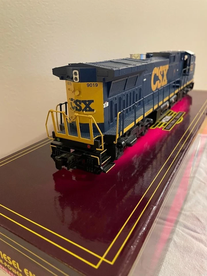 MTH 20-2428-3 CSX O-Scale diesel locomotive non-powered - Image 3 of 4