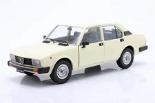 200011 ALFA ROMEO ALFETTA BERLINA 2000L 1978 IVORY 103