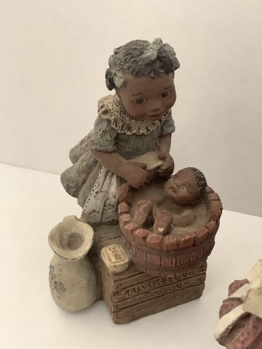 Vintage Sarah's Attic Black Heritage Collection Figurines Set Of 7 - Picture 5 of 15