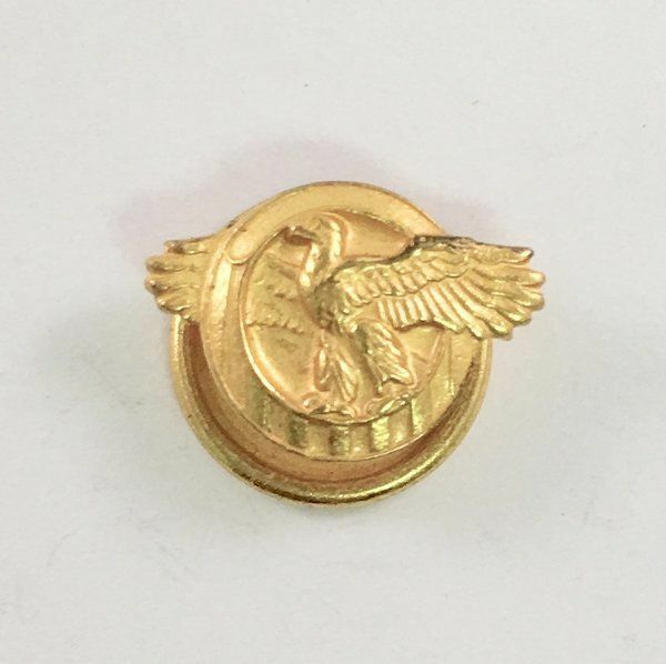 Original WWII Ruptured Duck (Honorable Discharge) Vintage Lapel Pin   AWD-0104