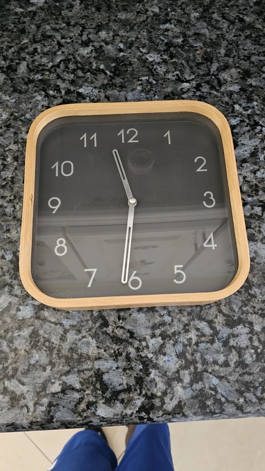 Relógio de parede IKEA Birch Bentwood Piro Johanna Jelinek moldura de madeira raro descontinuado - Imagem 3 de 4