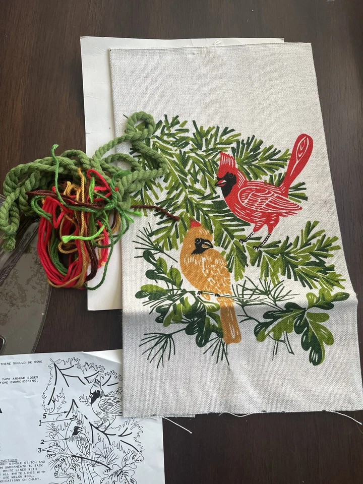 Kit de Funda de Almohada Pintura con Agujas Crewel Creativa de Colección 474A Cardinals Nuevo de Lote Antiguo Foto 4 de 4