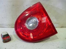 Feu arrière Daihatsu APPLAUSE