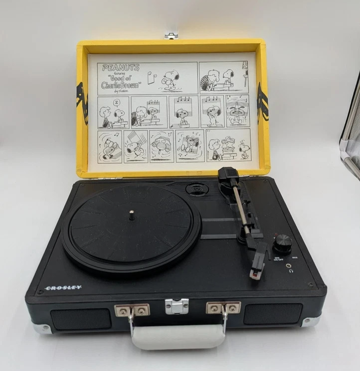 Crosley Cruiser Charlie Brown Peanuts Portable Record Player | eBay