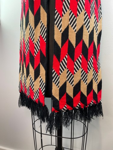 Vera Bradley Rojo Negro Chevron Jacquard Tejido Flecos Bufanda Invierno $58 - Imagen 4 de 7