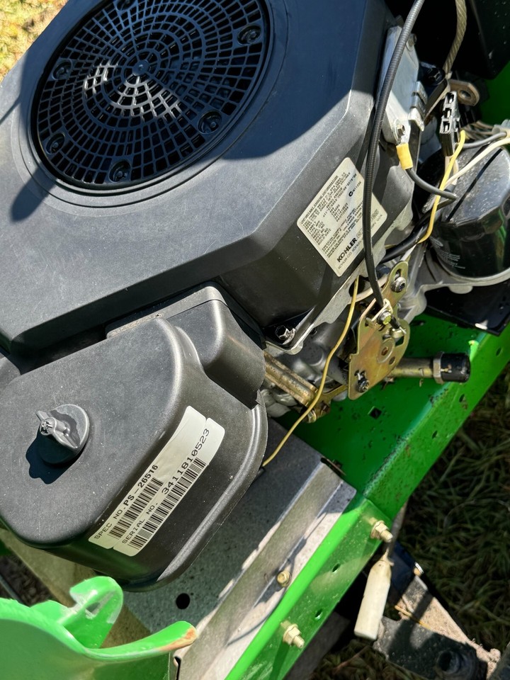 KOHLER COMMAND 16 HP. ENGINE CV460S....Good Running!!! (vertical shaft