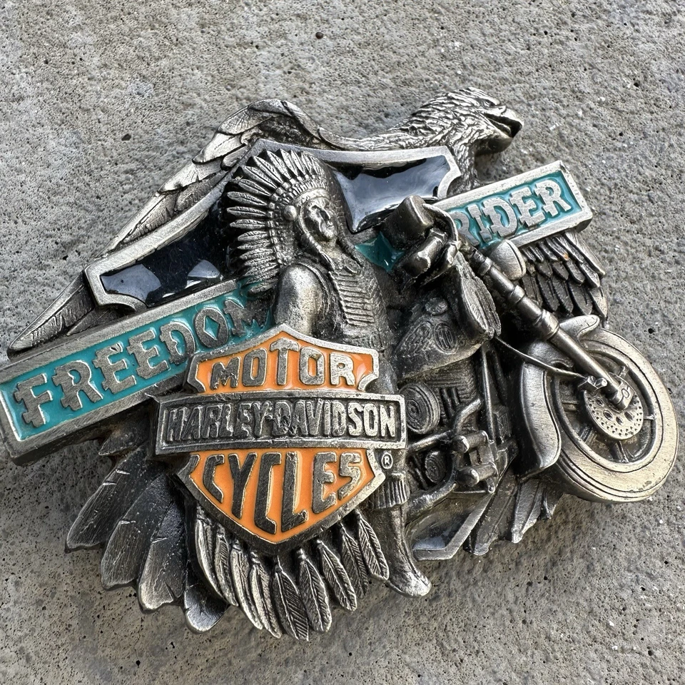 Harley Davidson Motorcycles Freedom Rider 1993 de colección hebilla de cinturón de metal EE. UU.  Foto 2 de 4