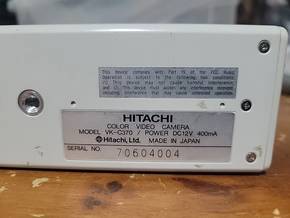 Cámara de video a color Hitachi VK-C370 con lente zoom de TV Canon V6 x 18, 18-108 mm Foto 3 de 4