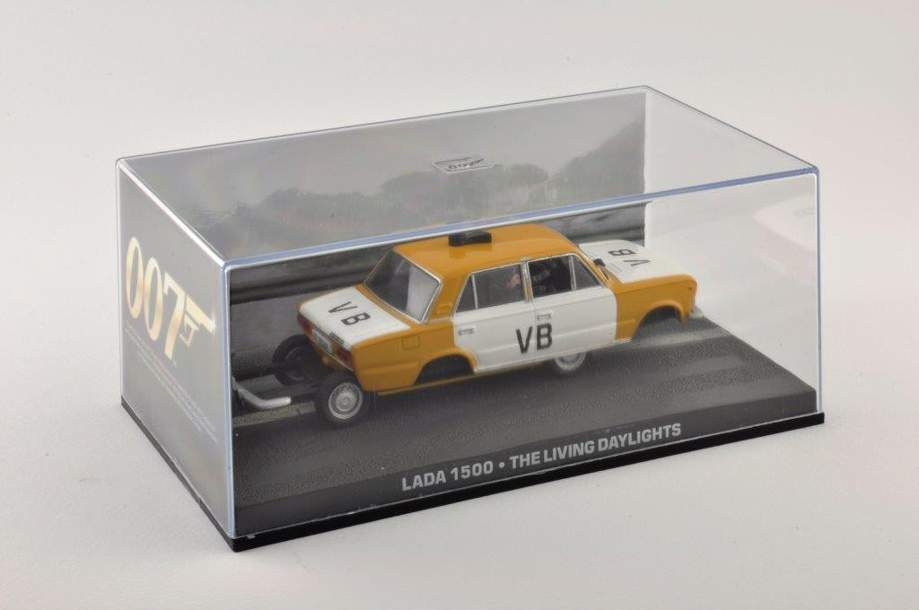 1/43 DieCast Car Diorama Lada 1500 Police James Bond 007 The