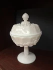 VTG Westmoreland Milk Glass Paneled Grape Pedestal Compote Lidded Candy Dish EUC