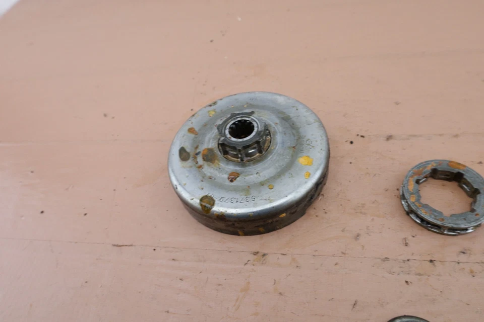 Husqvarna 385XP Chainsaw OEM Clutch Drum 5371379 3/8-7 - Image 3 of 4