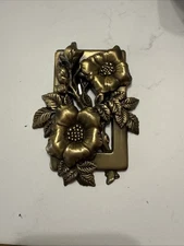 Vintage 1970's Crowning Touch Collection Brass Flower Medallion 4x3