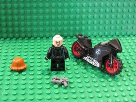 Marvel Super Heroes LEGO Minifigure Black Widow Motorcycle 76050 76032 76042 M32