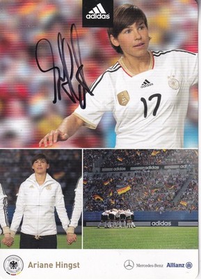 Autograph - Ariane Hingst (DFB Women) - 2011