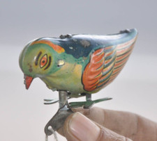 Vintage Wind Up Colorful Bird Tin Toy , Japan