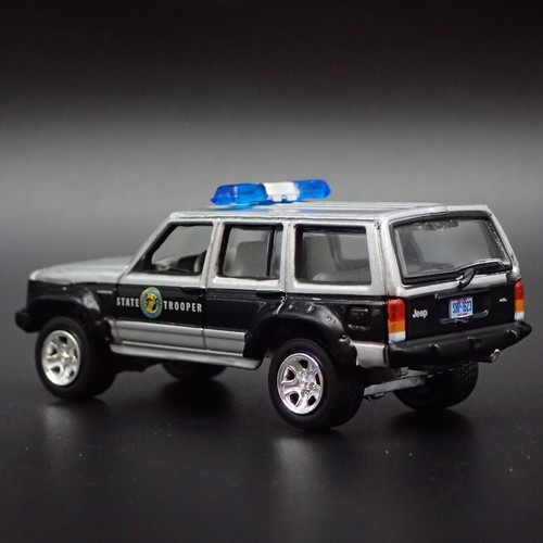 JEEP CHEROKEE XJ N. CAROLINA HIGHWAY PATROL POLICE 1:64 SCALE DIECAST MODEL CAR - Picture 5 of 7