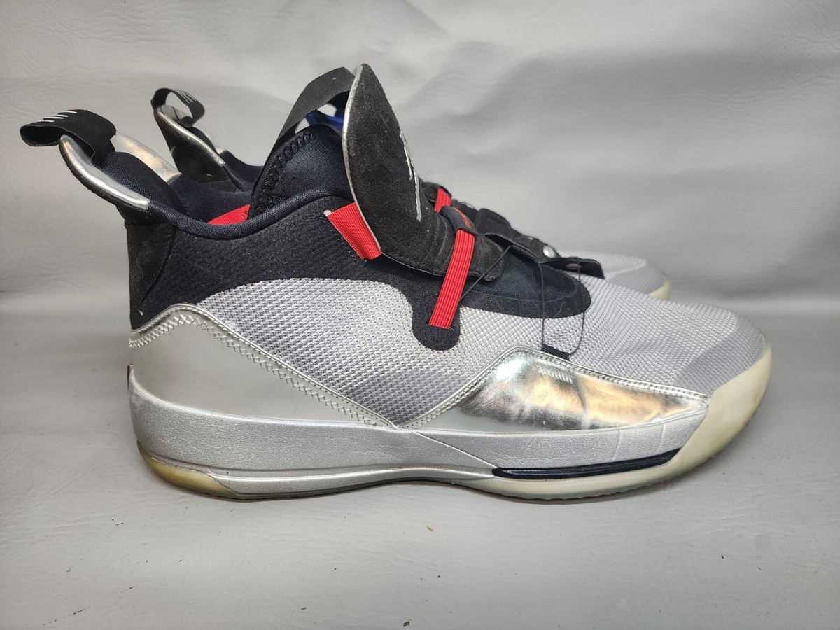 jordan 33 hyper royal